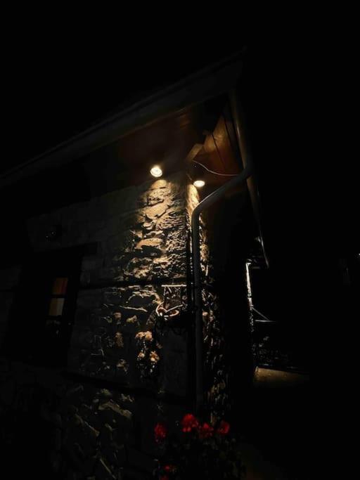 Παραδοσιακή Πέτρινη Κατοικία Στην Βλάχα Ελάτης Bagian luar foto